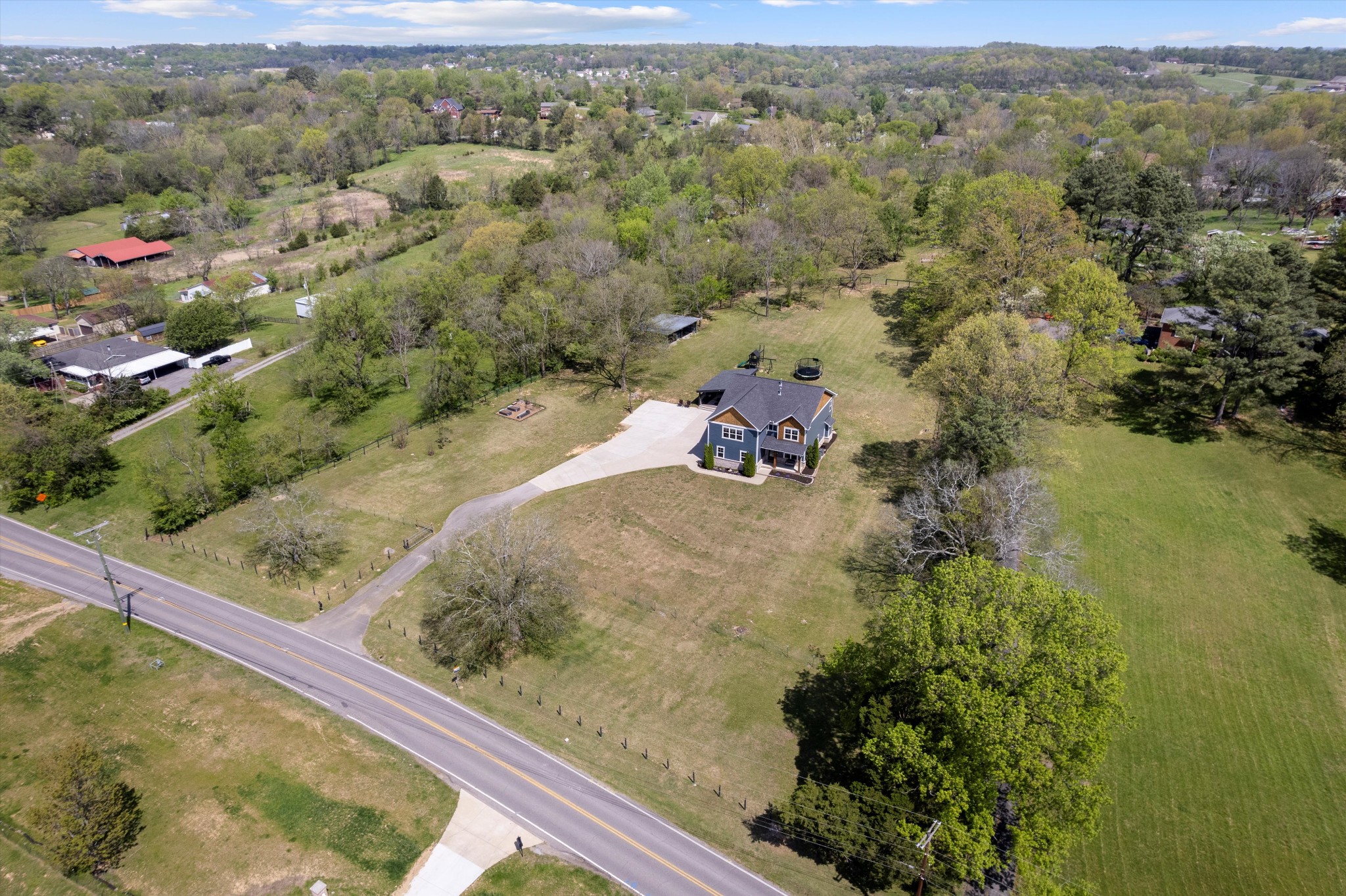 3181 Old Lebanon Dirt Rd