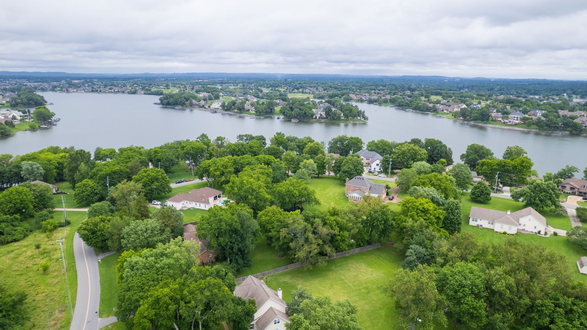 1420 Dickerson Bay Dr