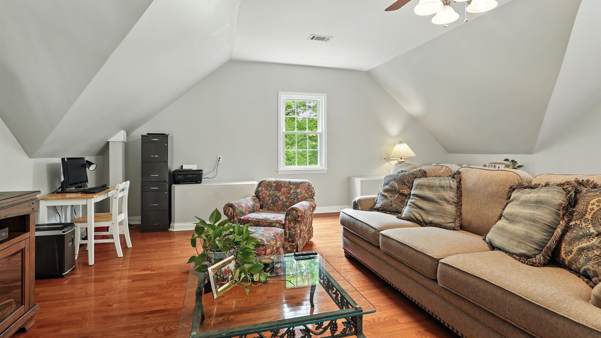 1420 Dickerson Bay Dr