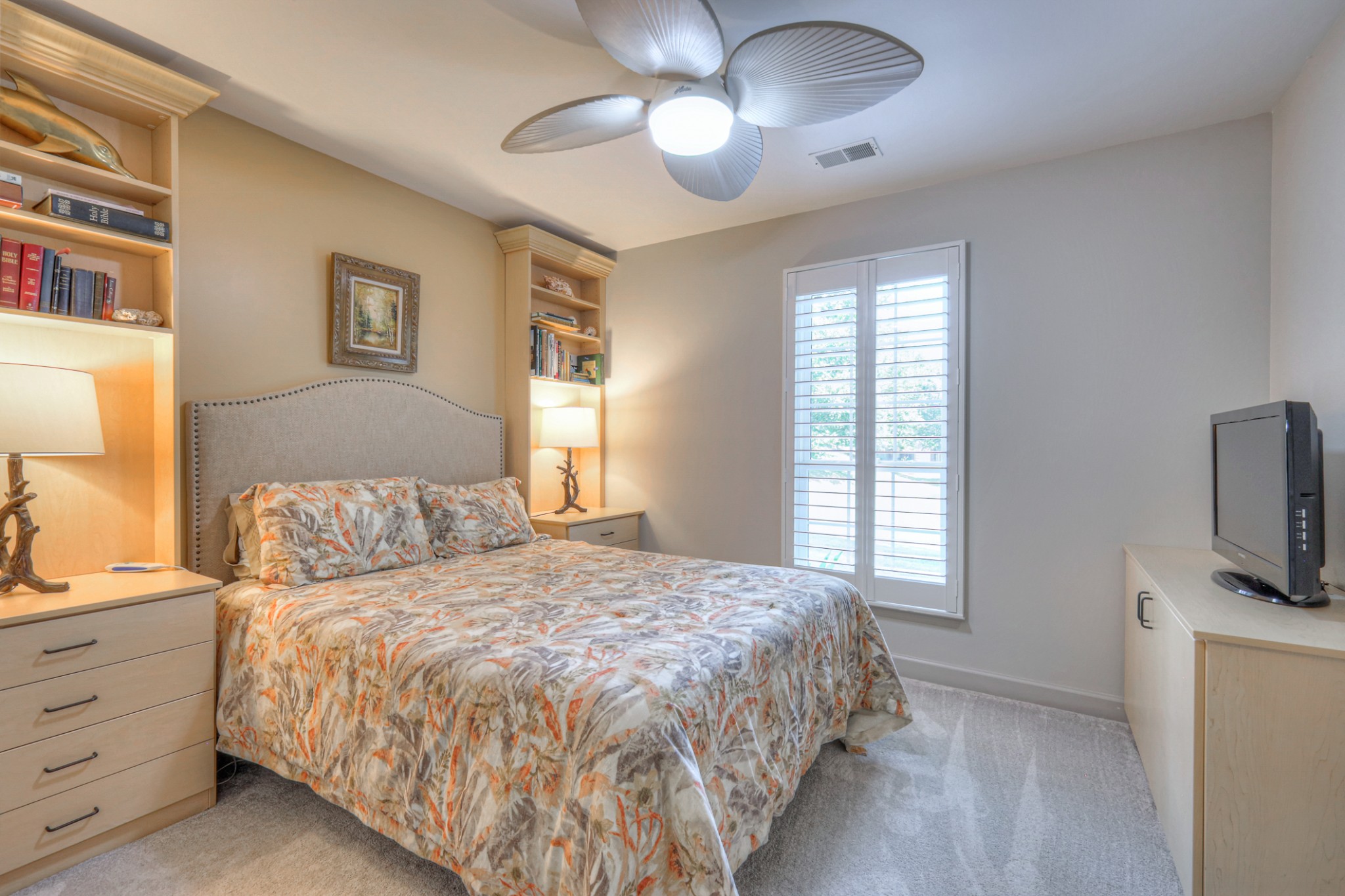 9312 Sawyer Brown Rd