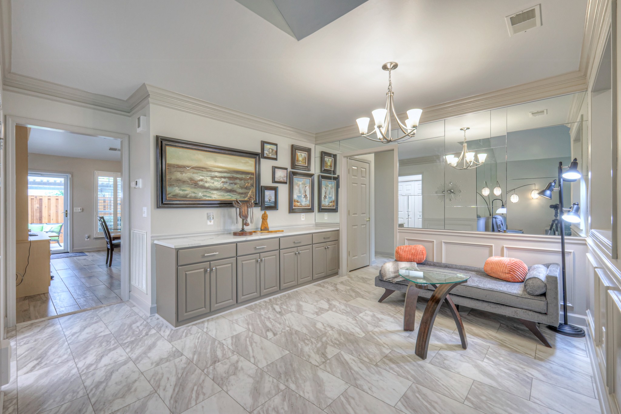 9312 Sawyer Brown Rd