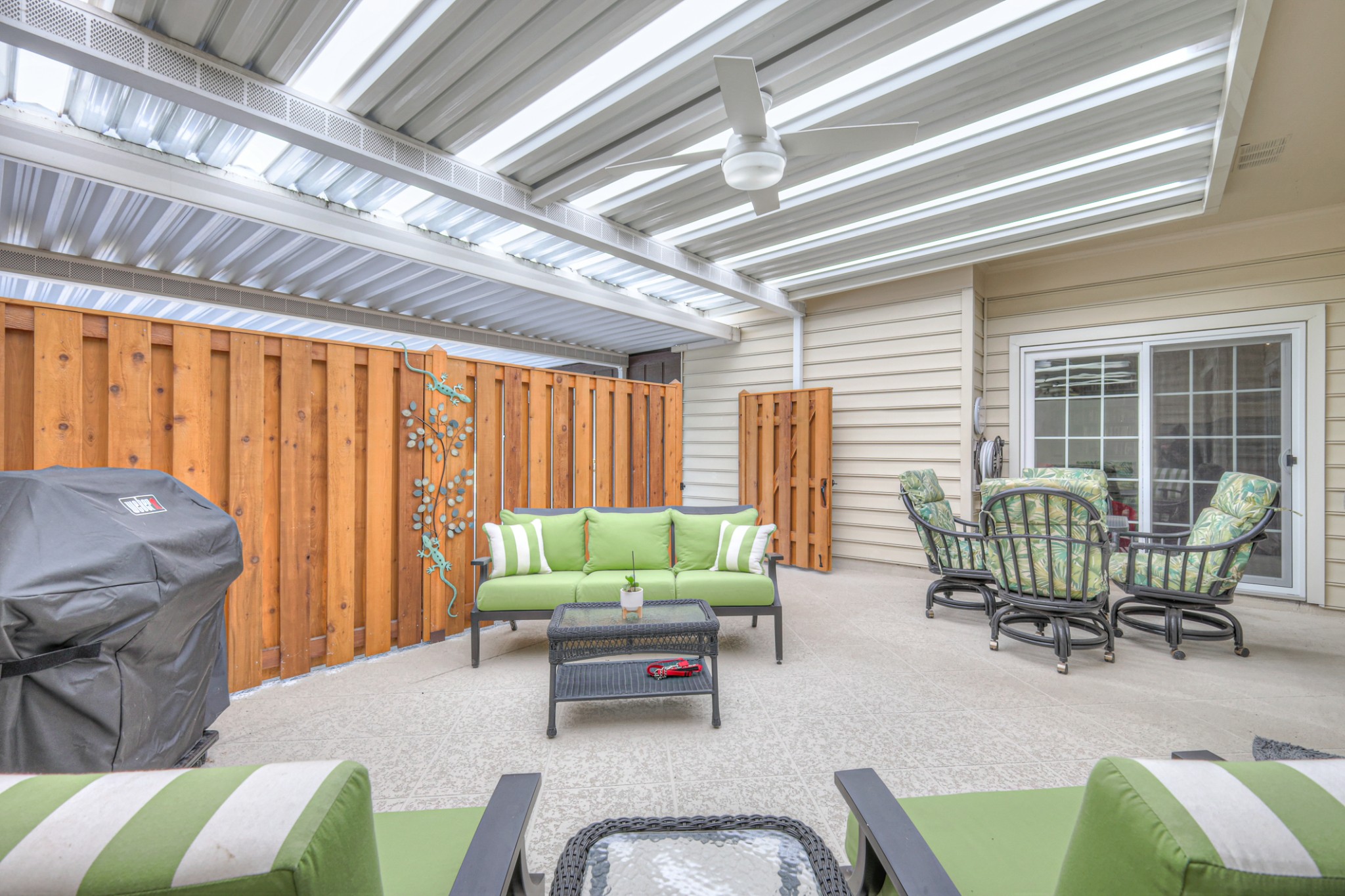 9312 Sawyer Brown Rd