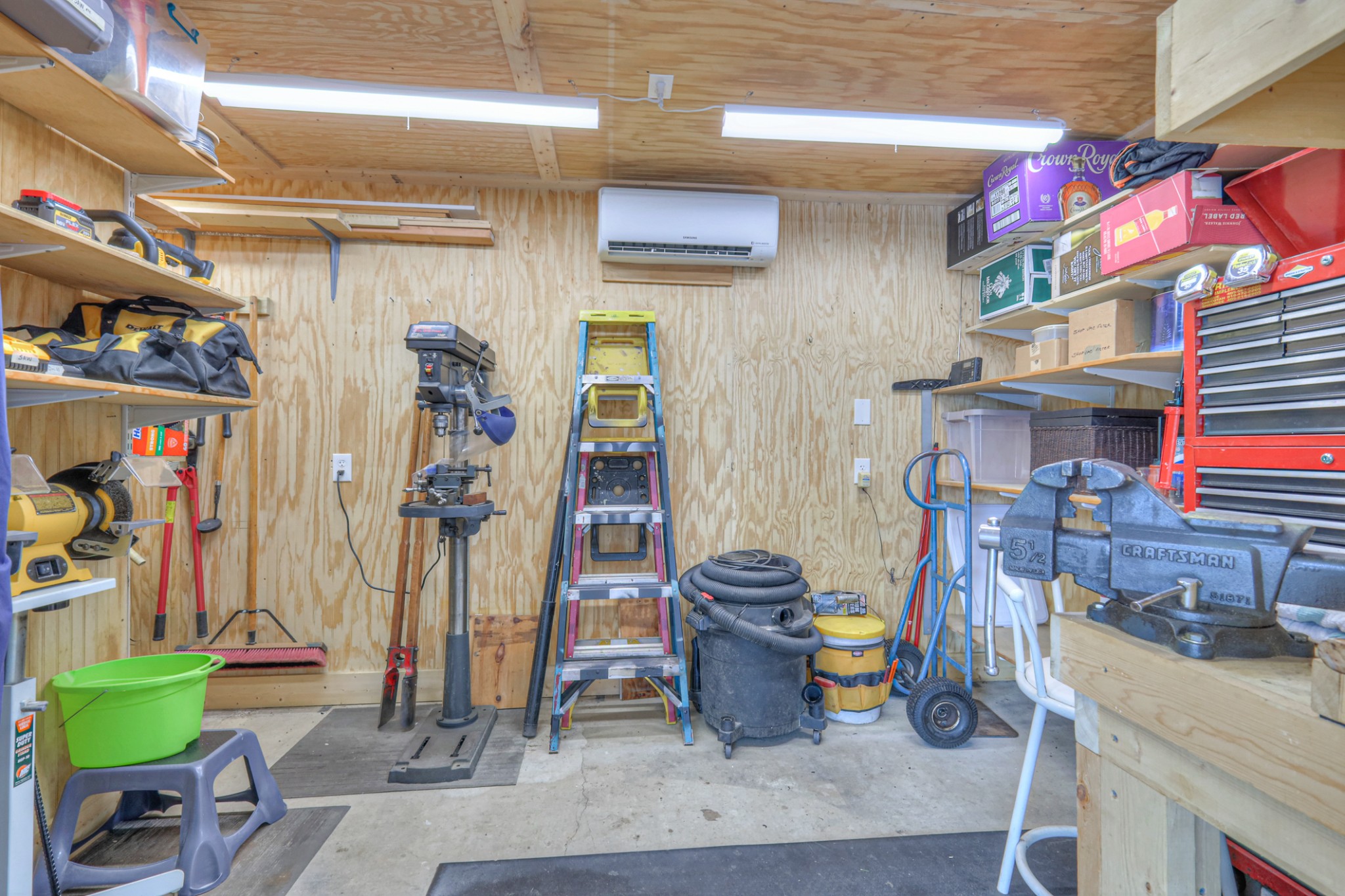 9312 Sawyer Brown Rd