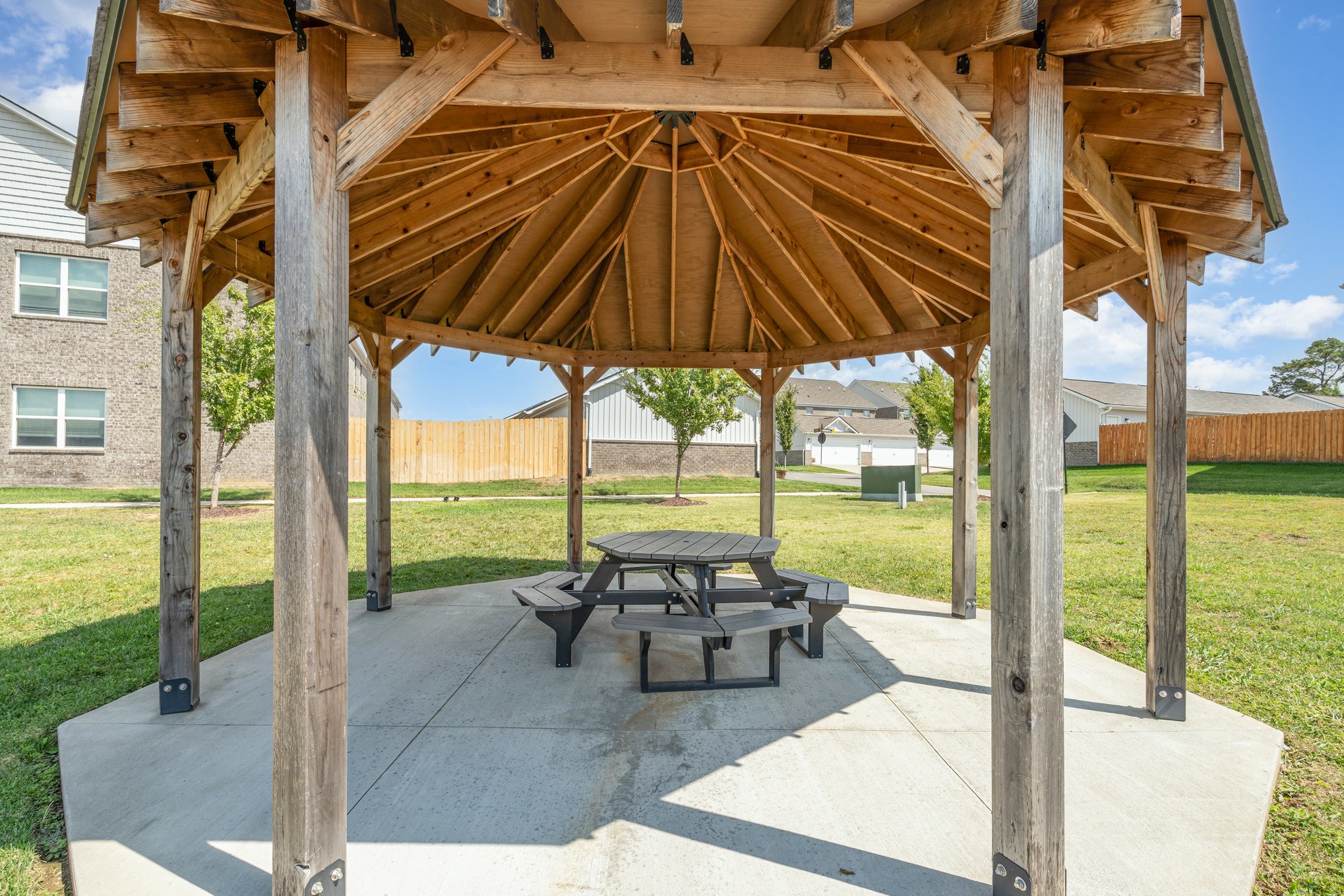 2029 Hardwick Pvt Ln