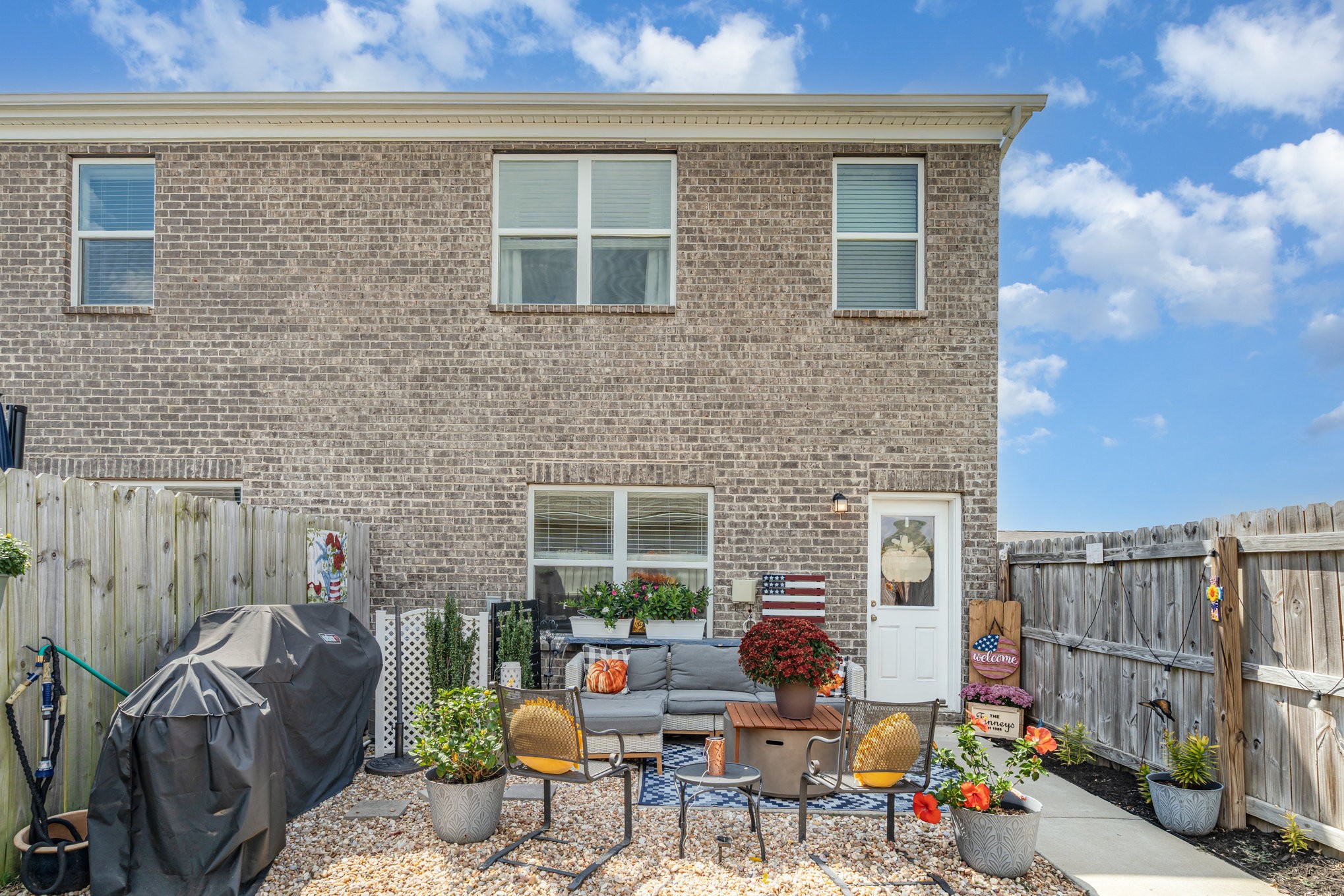 2029 Hardwick Pvt Ln