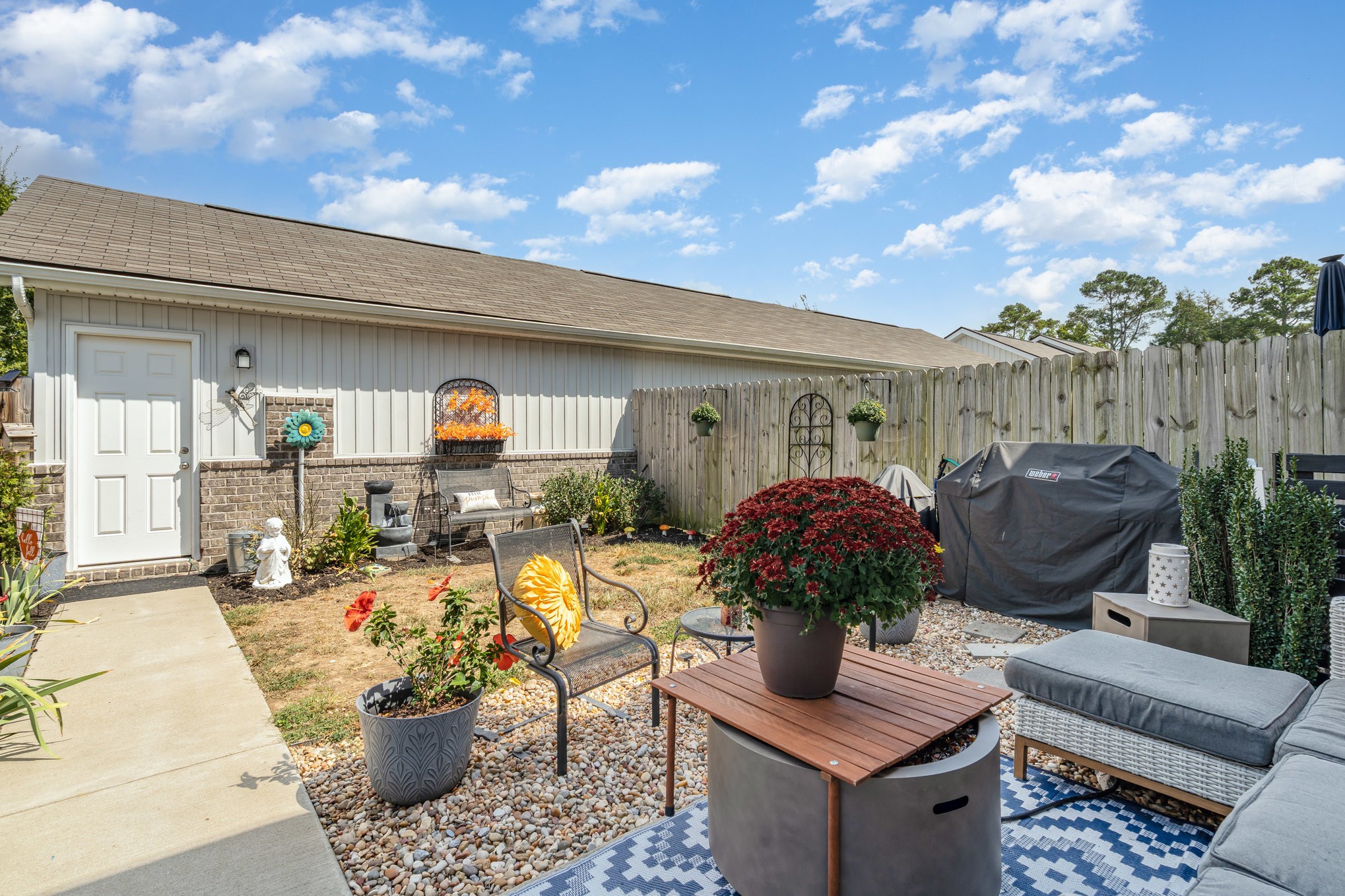 2029 Hardwick Pvt Ln