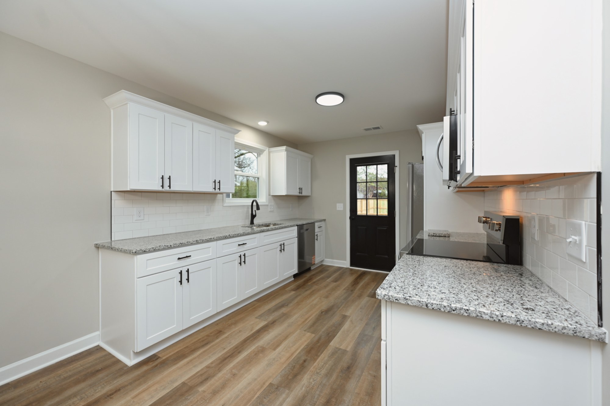 128 W Morningside Dr