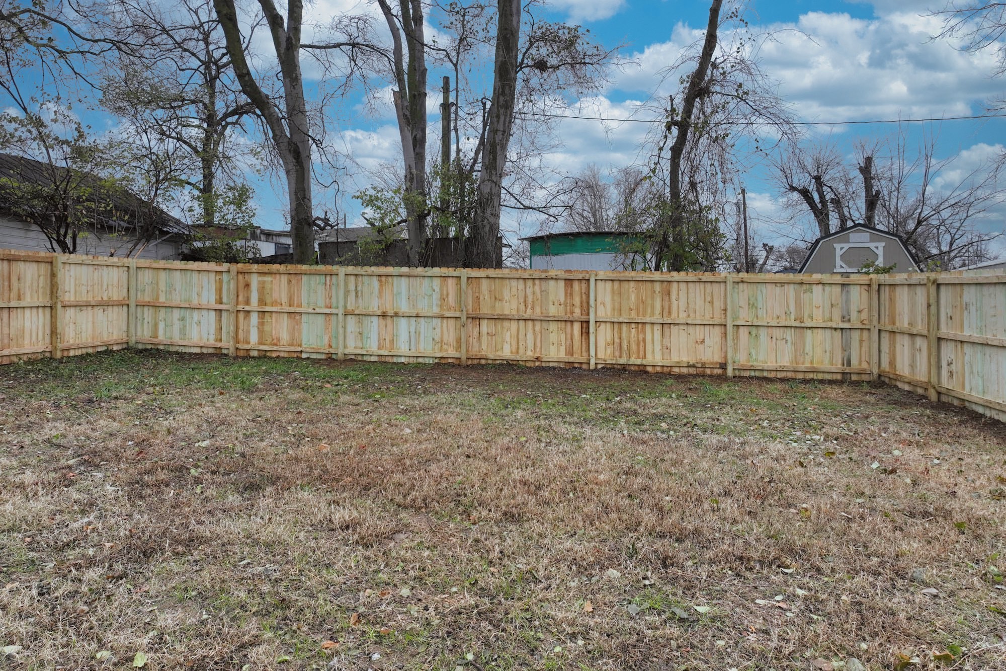 128 W Morningside Dr