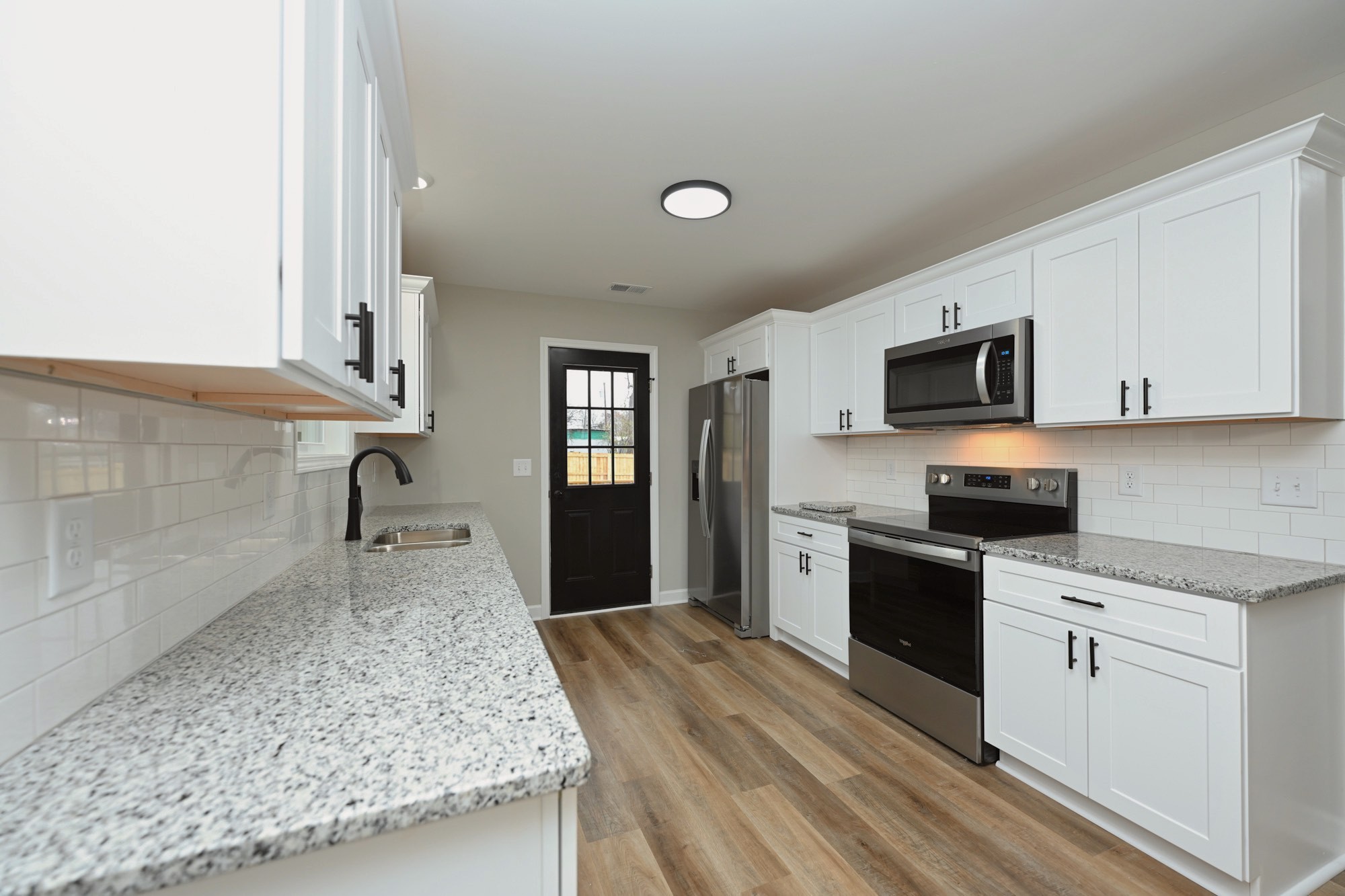 128 W Morningside Dr