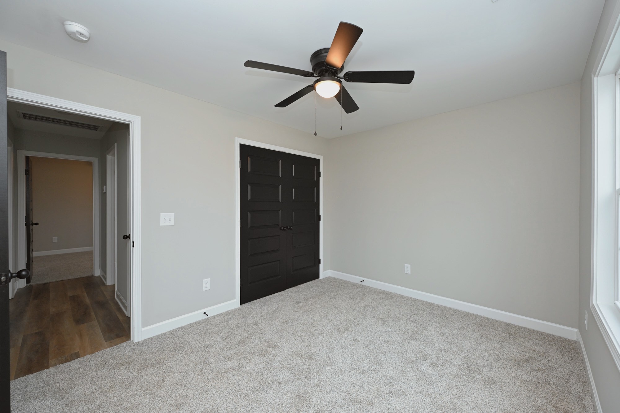 128 W Morningside Dr