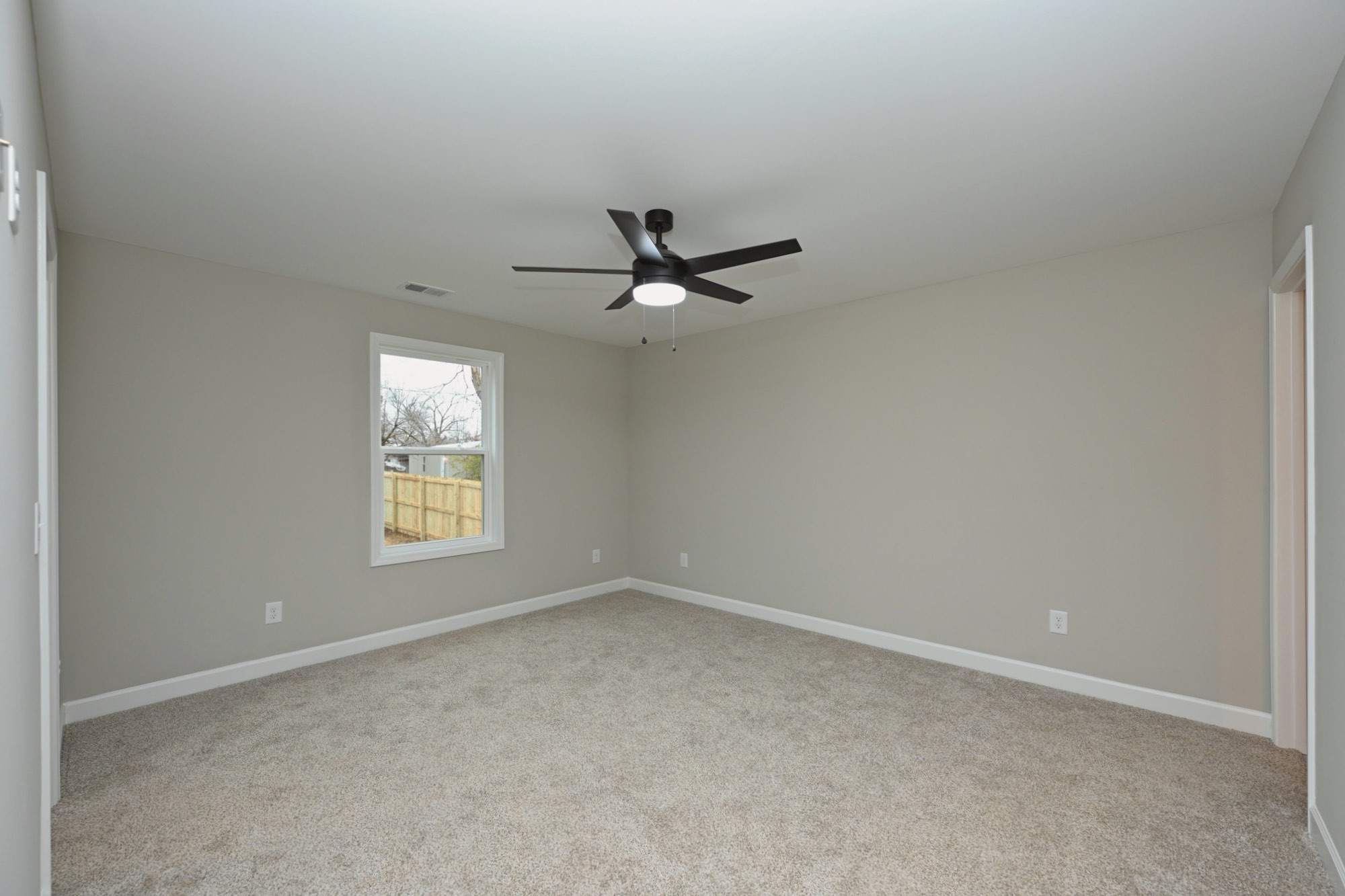 128 W Morningside Dr