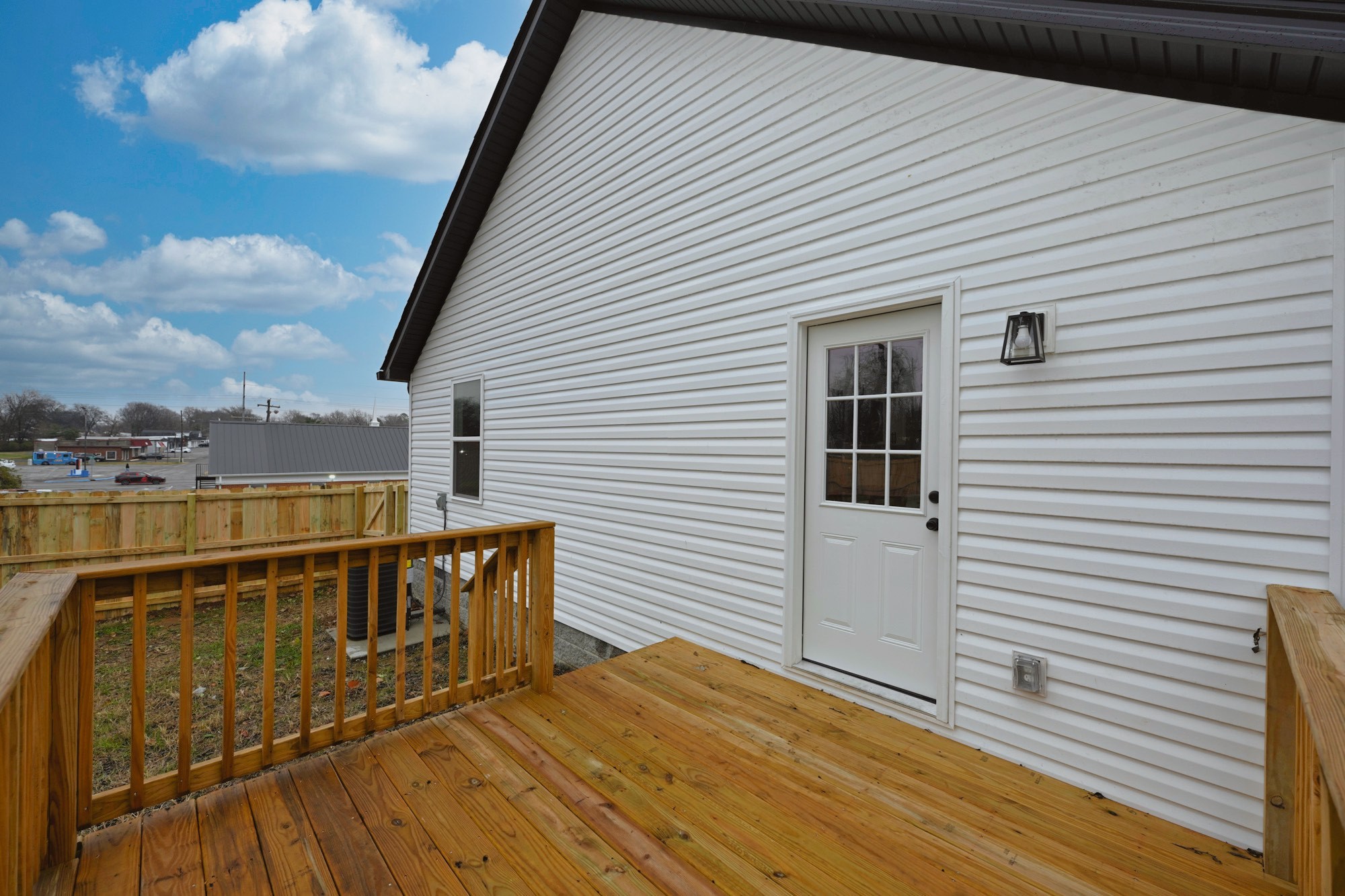 128 W Morningside Dr