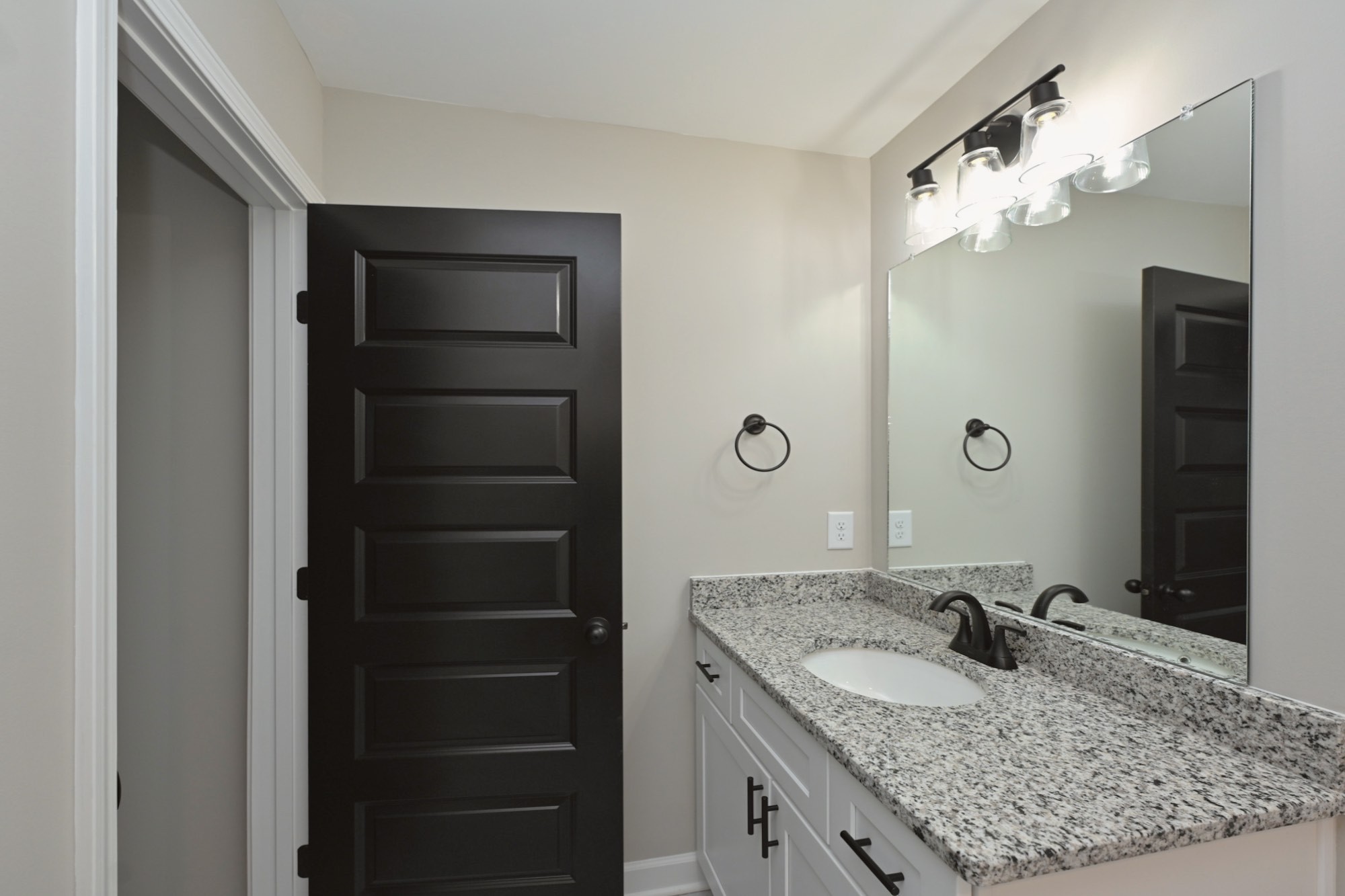 128 W Morningside Dr