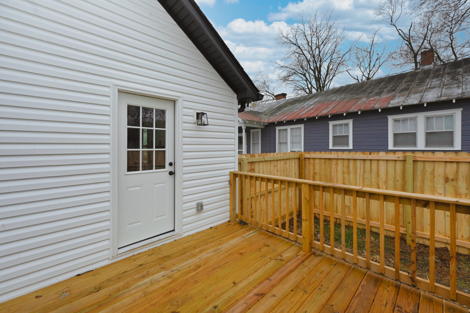 128 W Morningside Dr