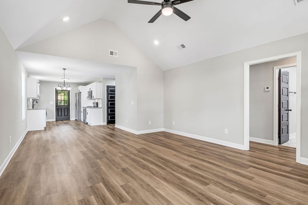 128 W Morningside Dr