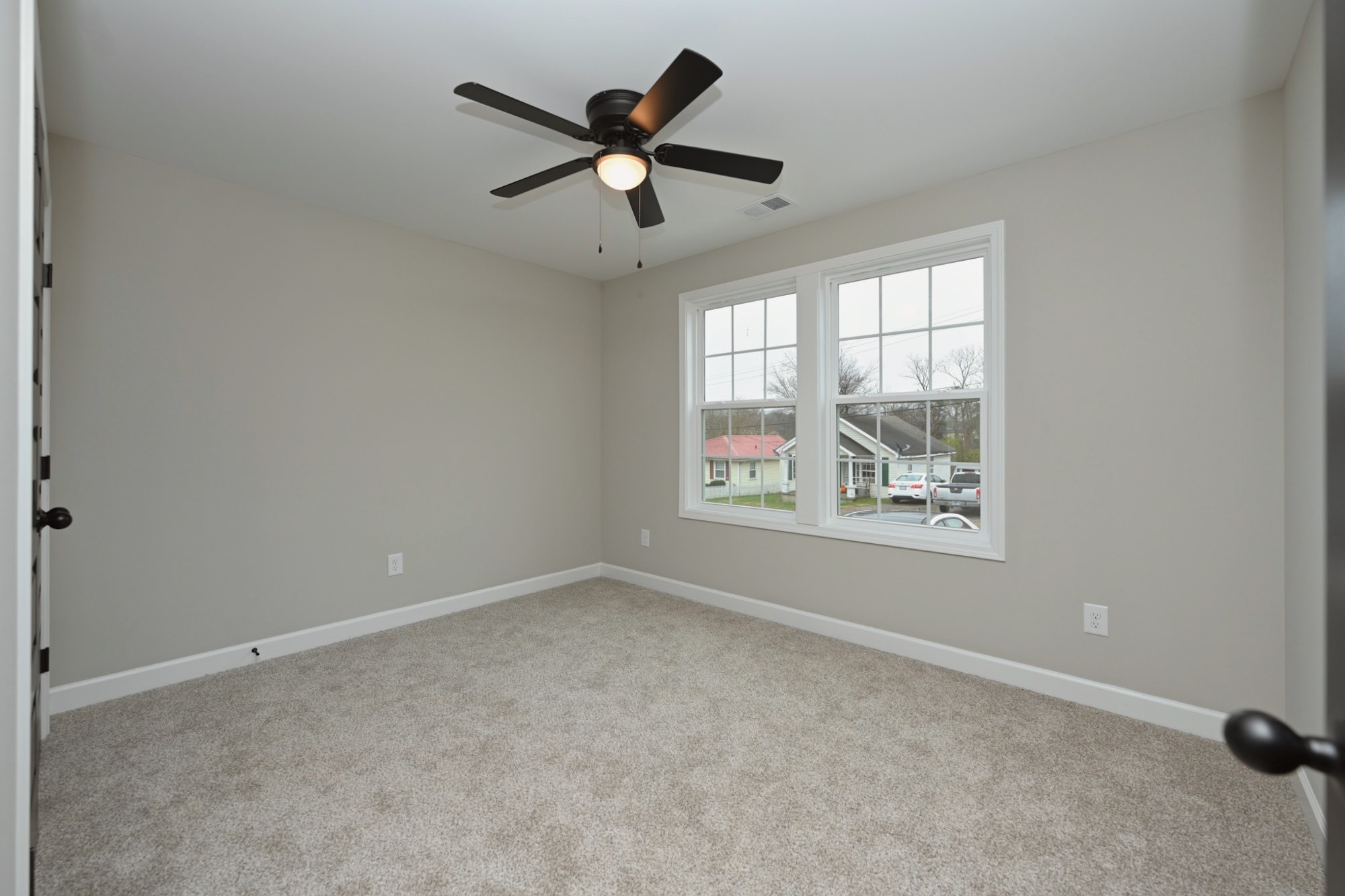 128 W Morningside Dr