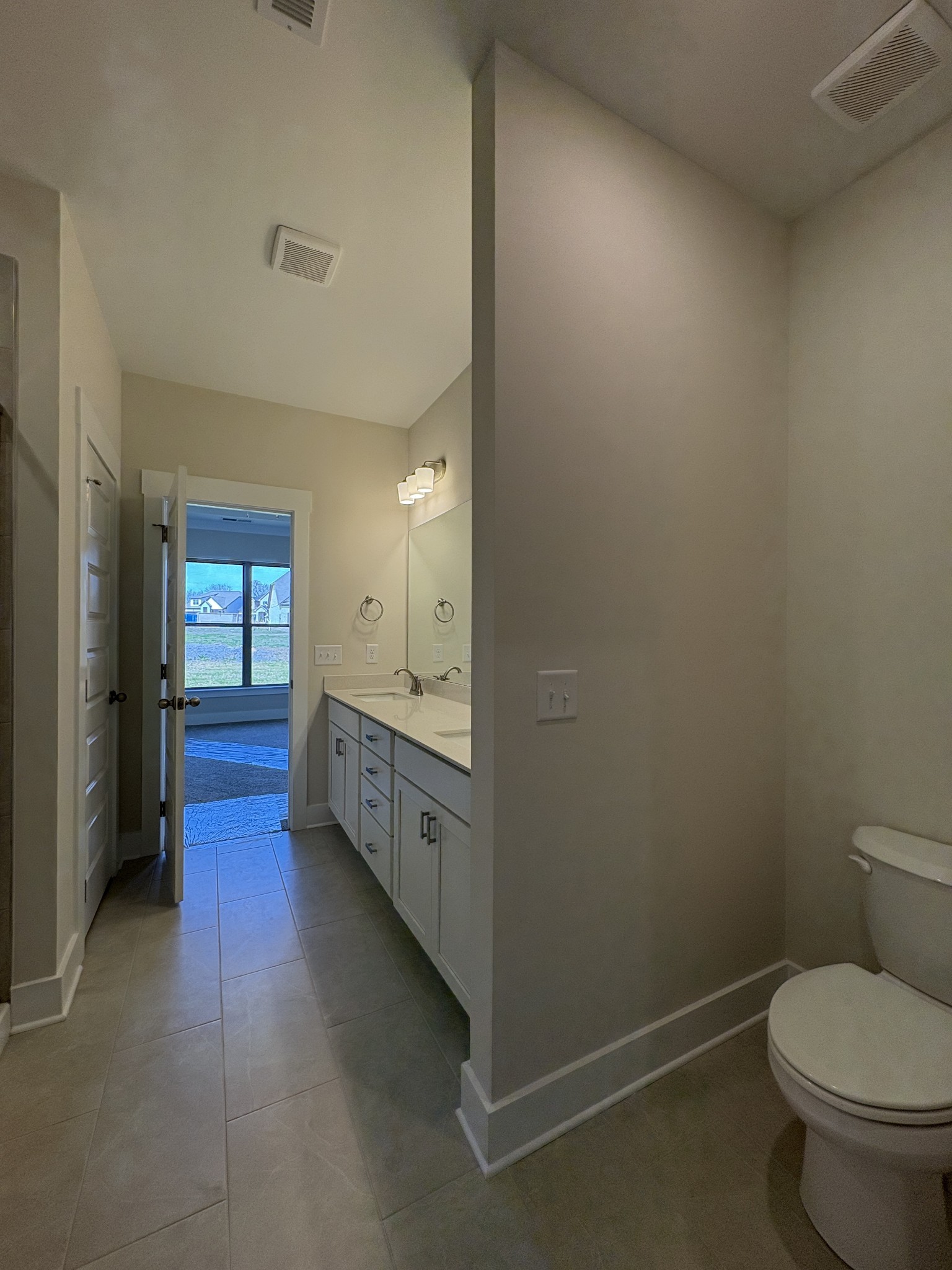 110 Sable East St