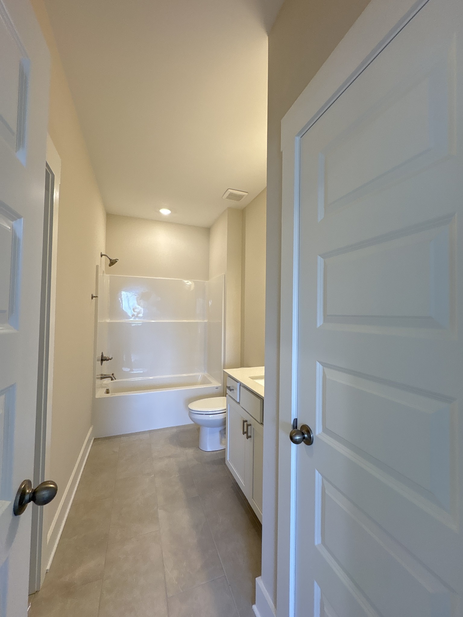 110 Sable East St
