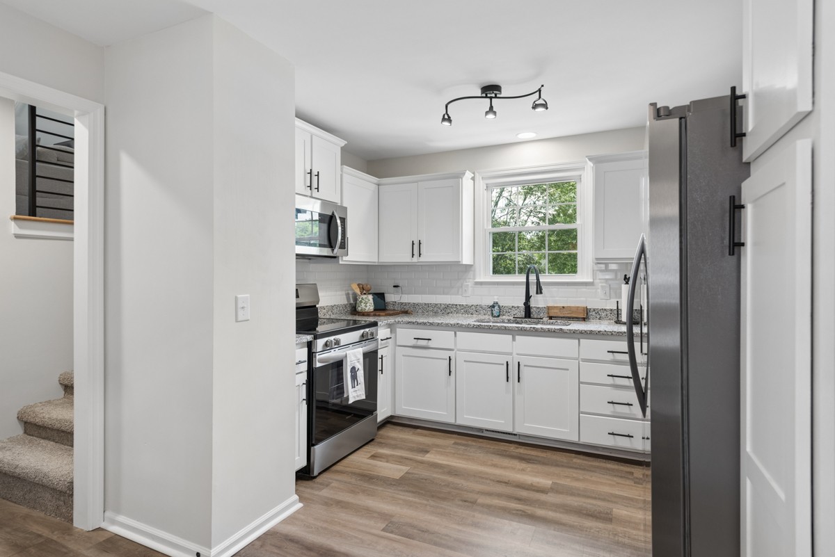 1014 Brookwood Dr