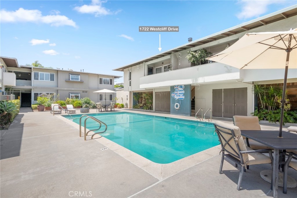 1722 Westcliff Drive 11