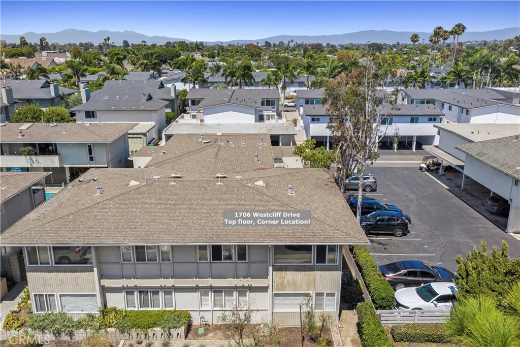 1706 Westcliff