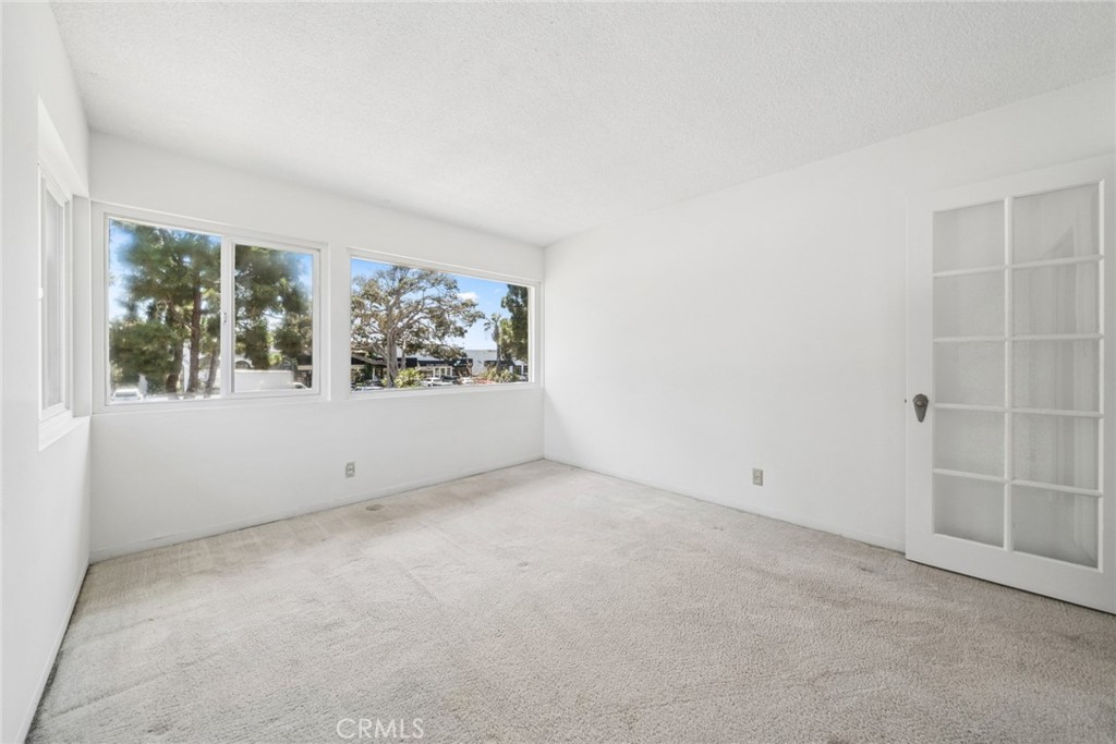 1706 Westcliff
