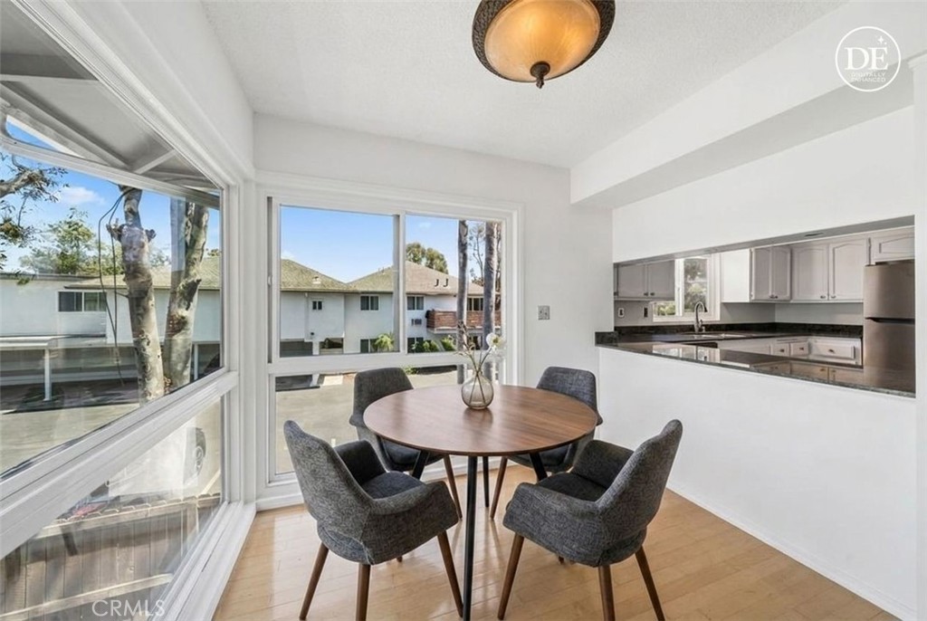 1706 Westcliff