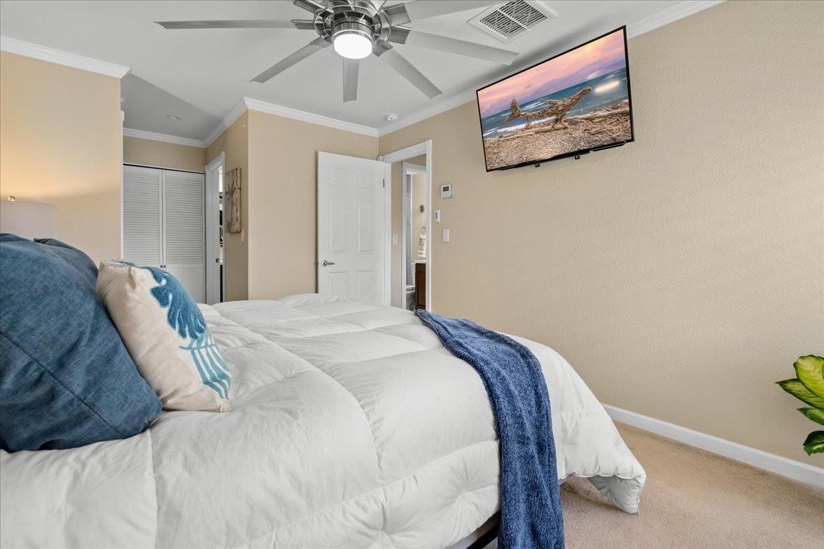 140 UWAPO Rd Unit: 51-203