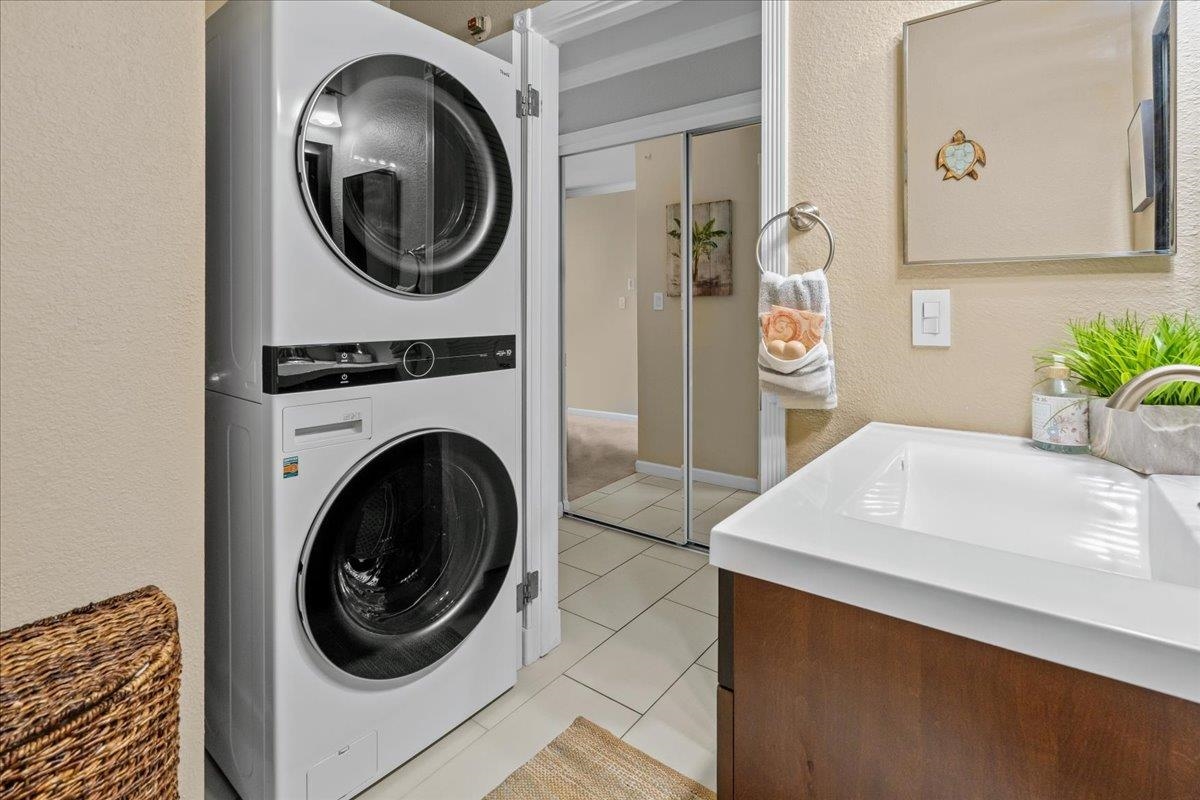 140 UWAPO Rd Unit: 51-203