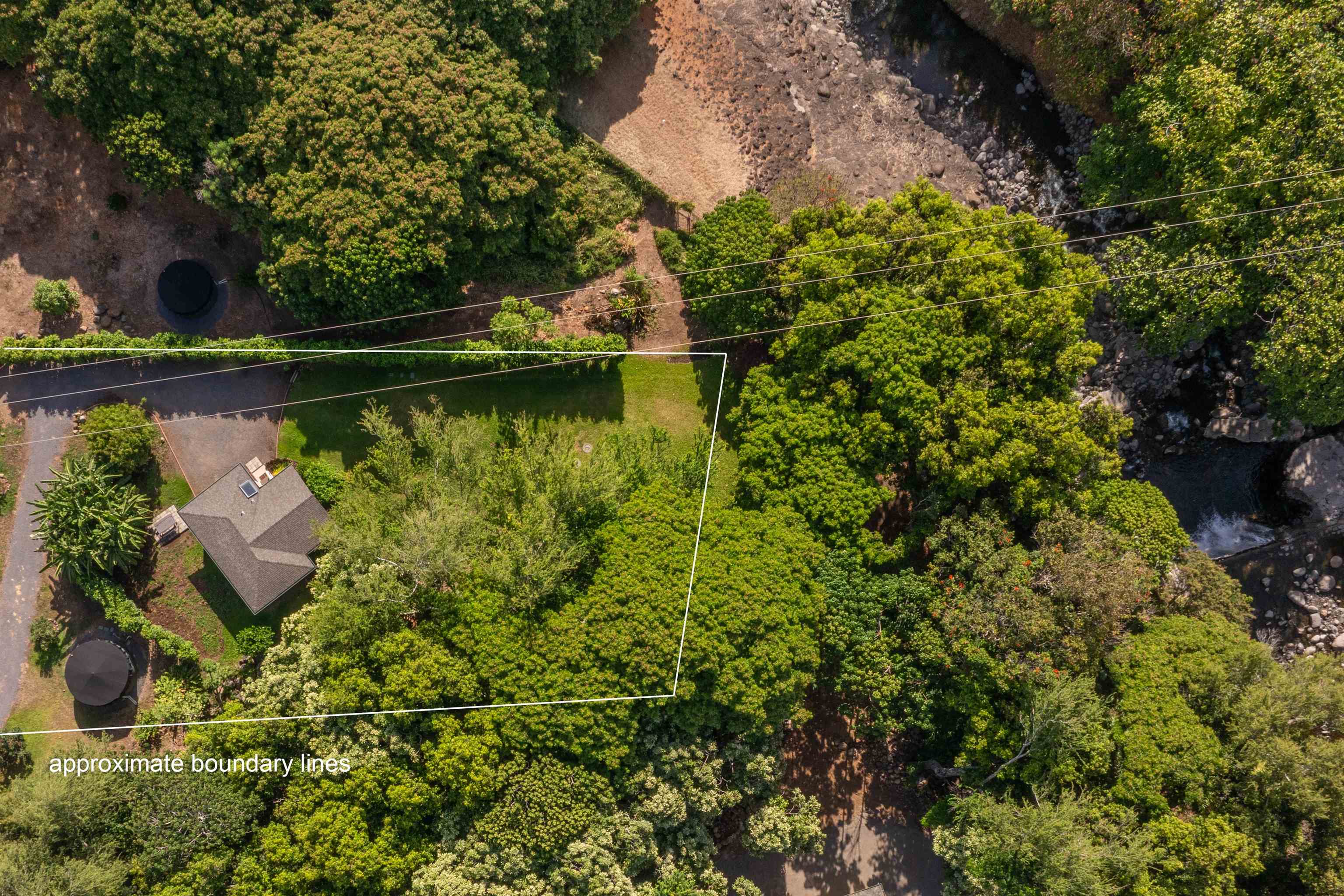 2541 Mokuhau Rd Unit: B