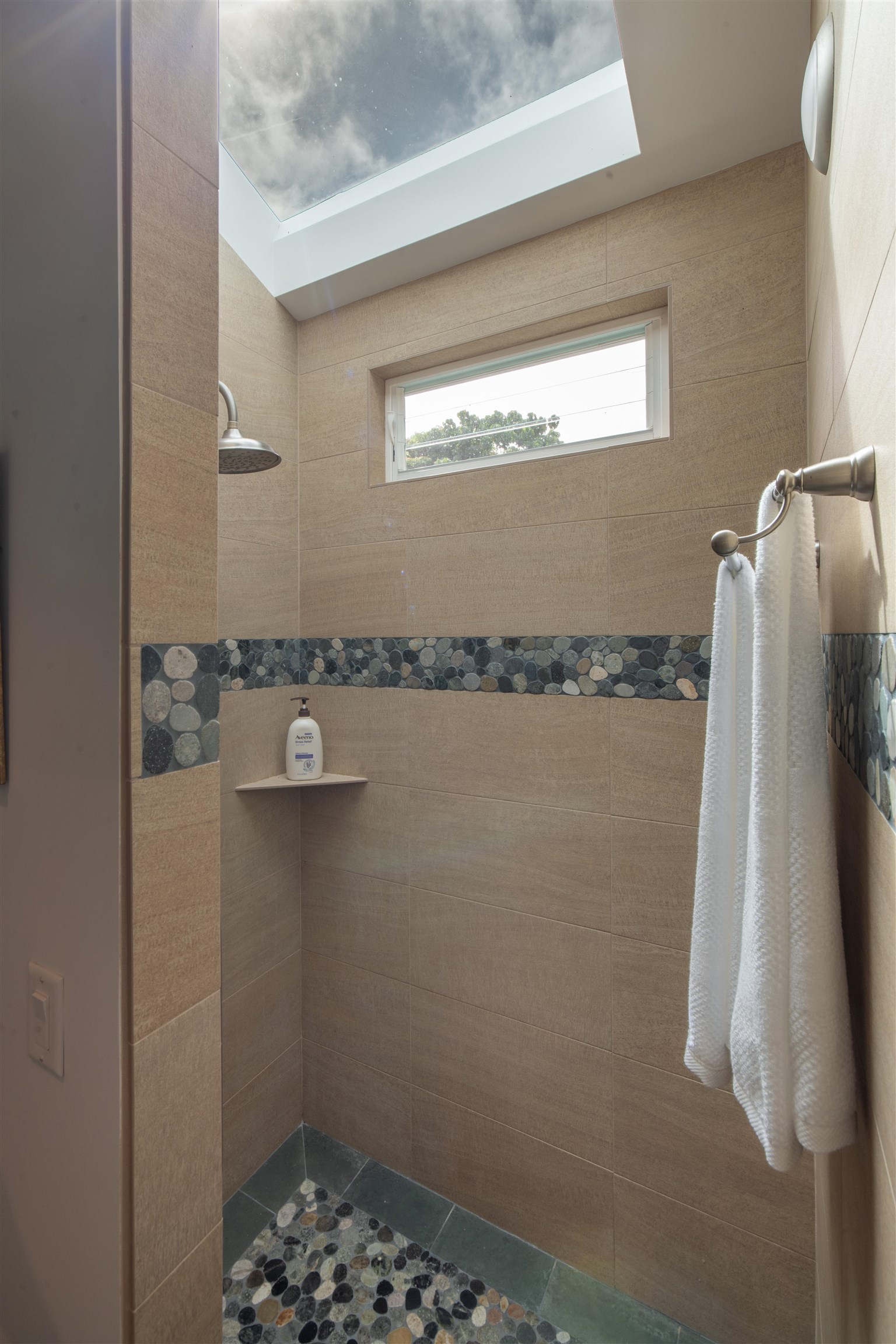 2541 Mokuhau Rd Unit: B