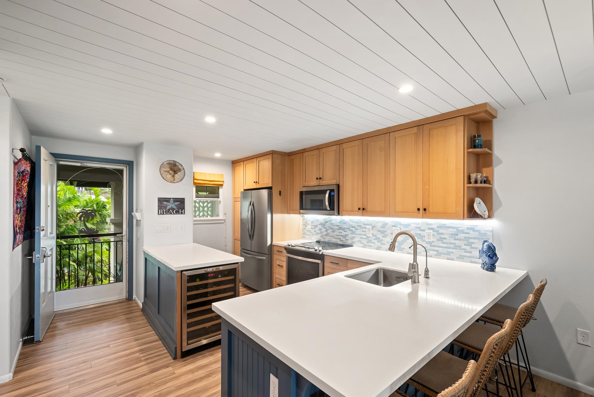 3950 Kalai Waa St Unit: V-202