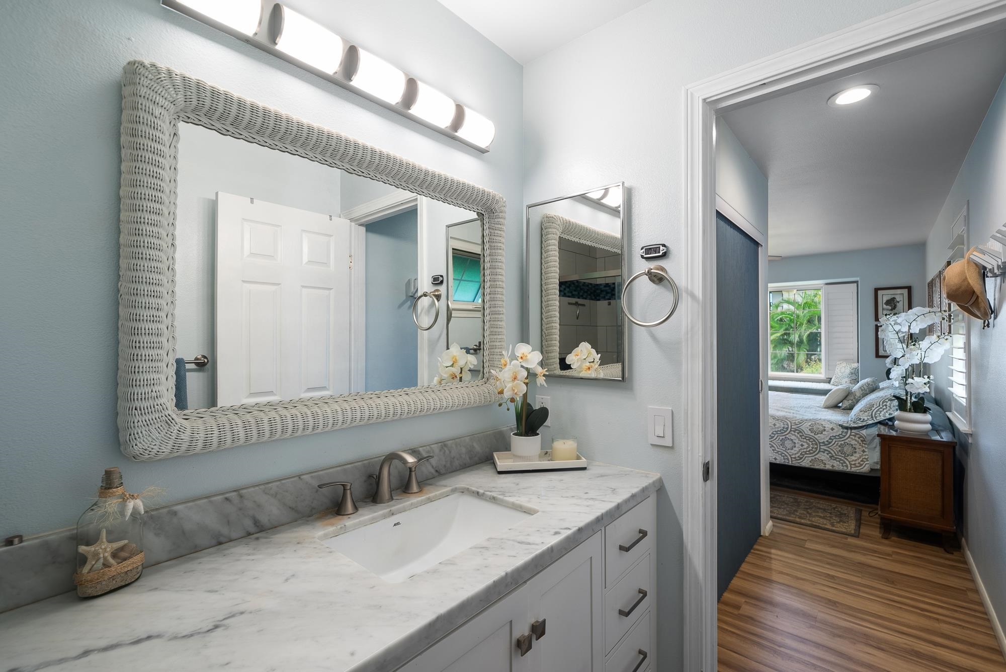 3950 Kalai Waa St Unit: V-202