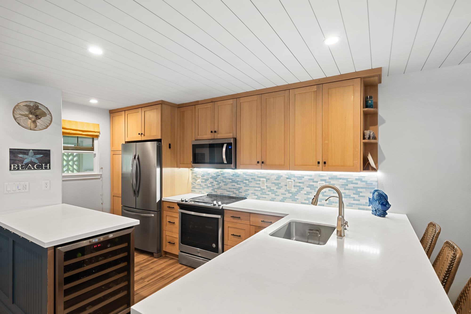 3950 Kalai Waa St Unit: V-202