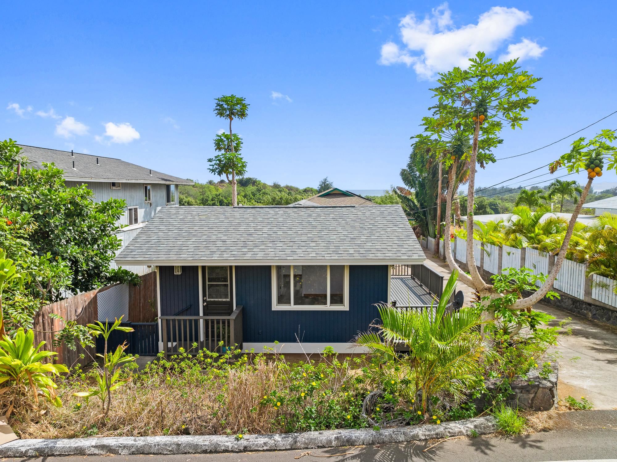 2042 Kahekili Hwy Unit: B