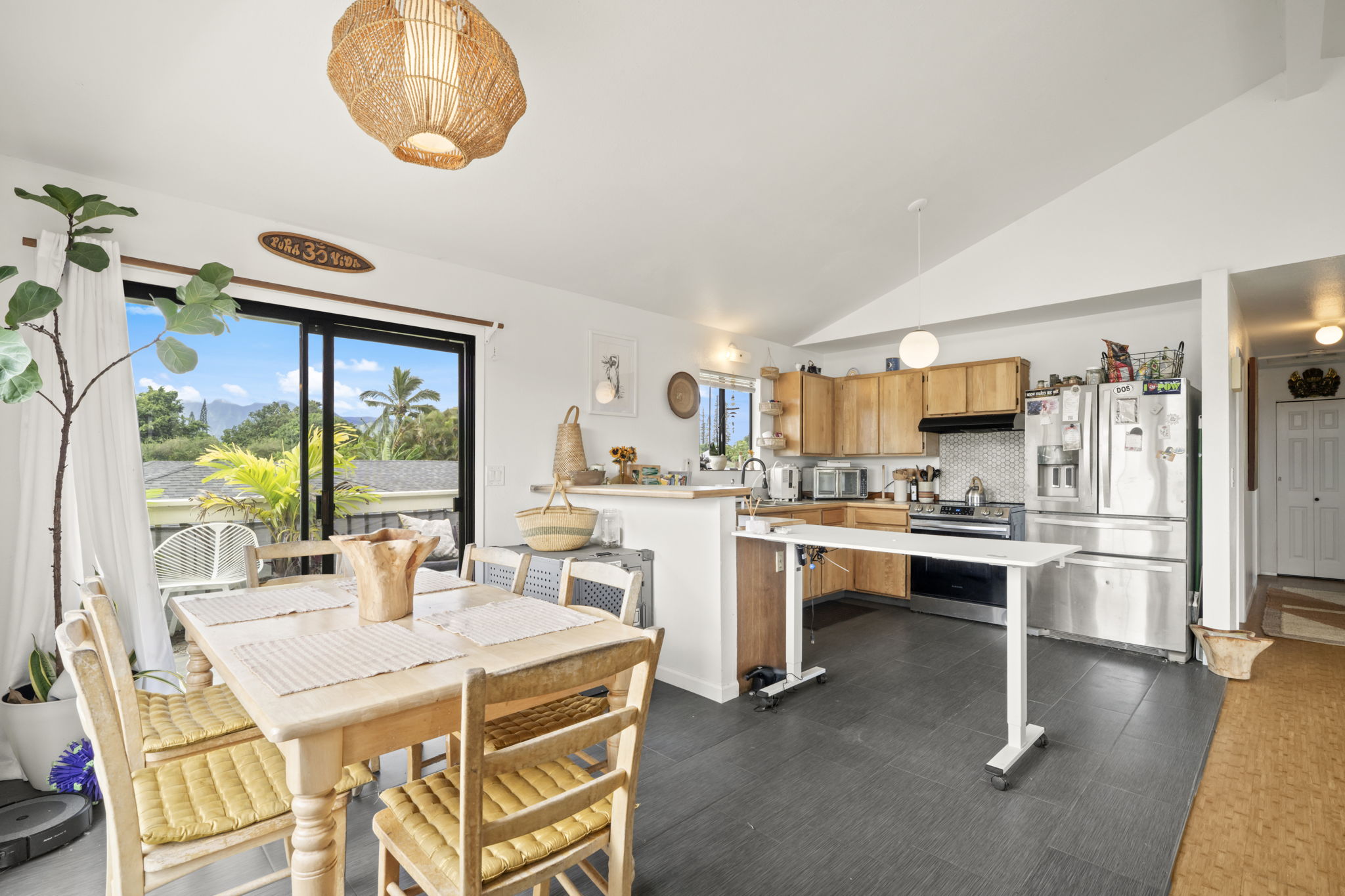 2444 LILIUOKALANI ST