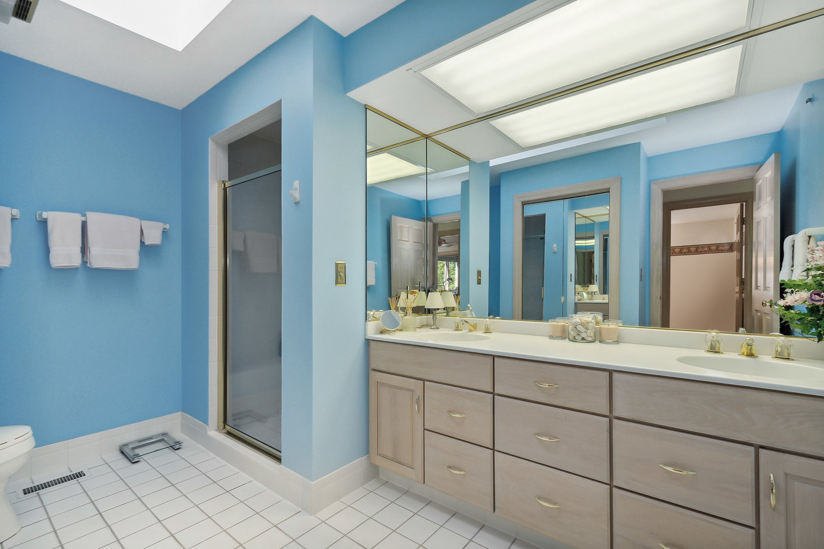 4616 Forest Edge Lane