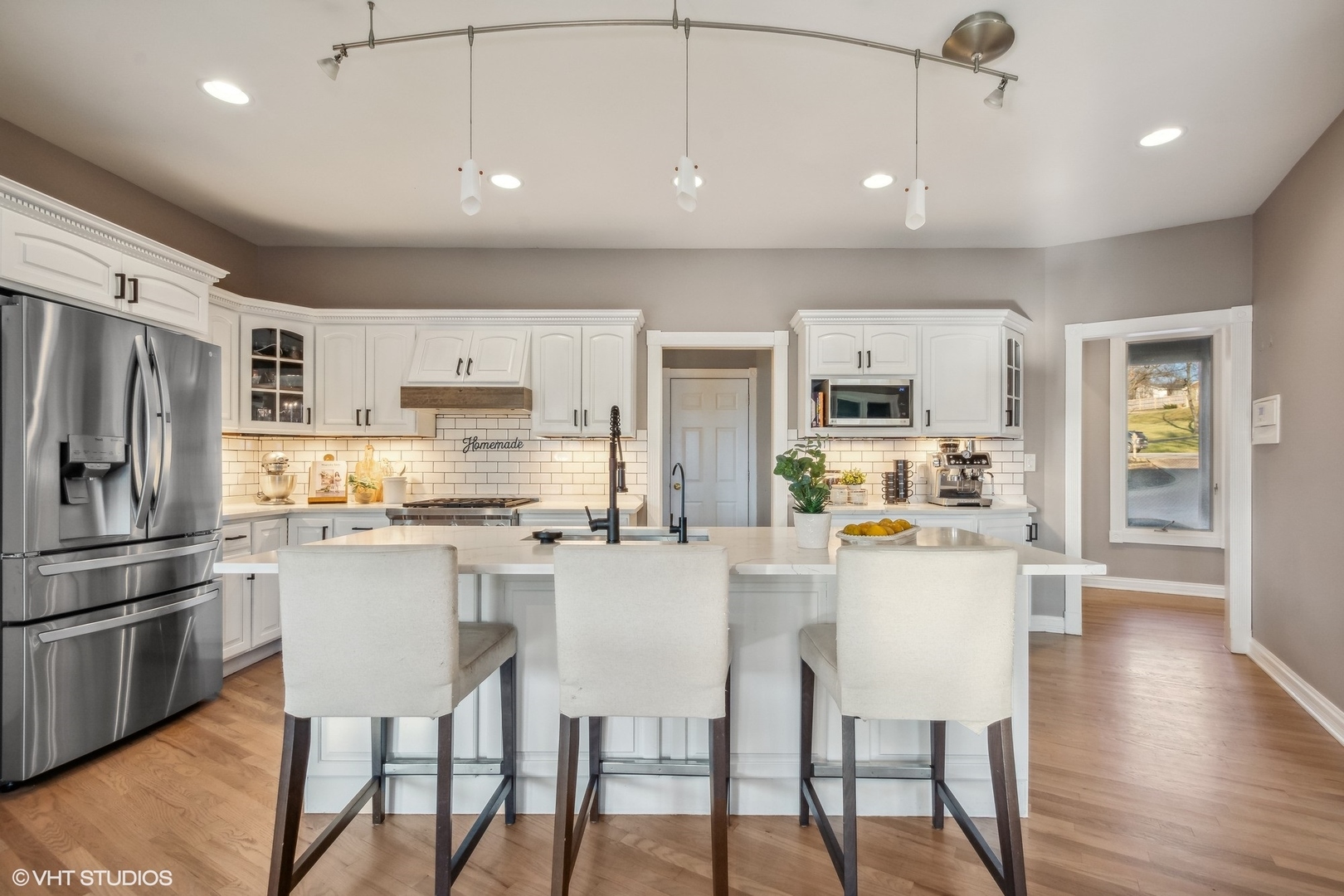 26132 N Greenbriar Court