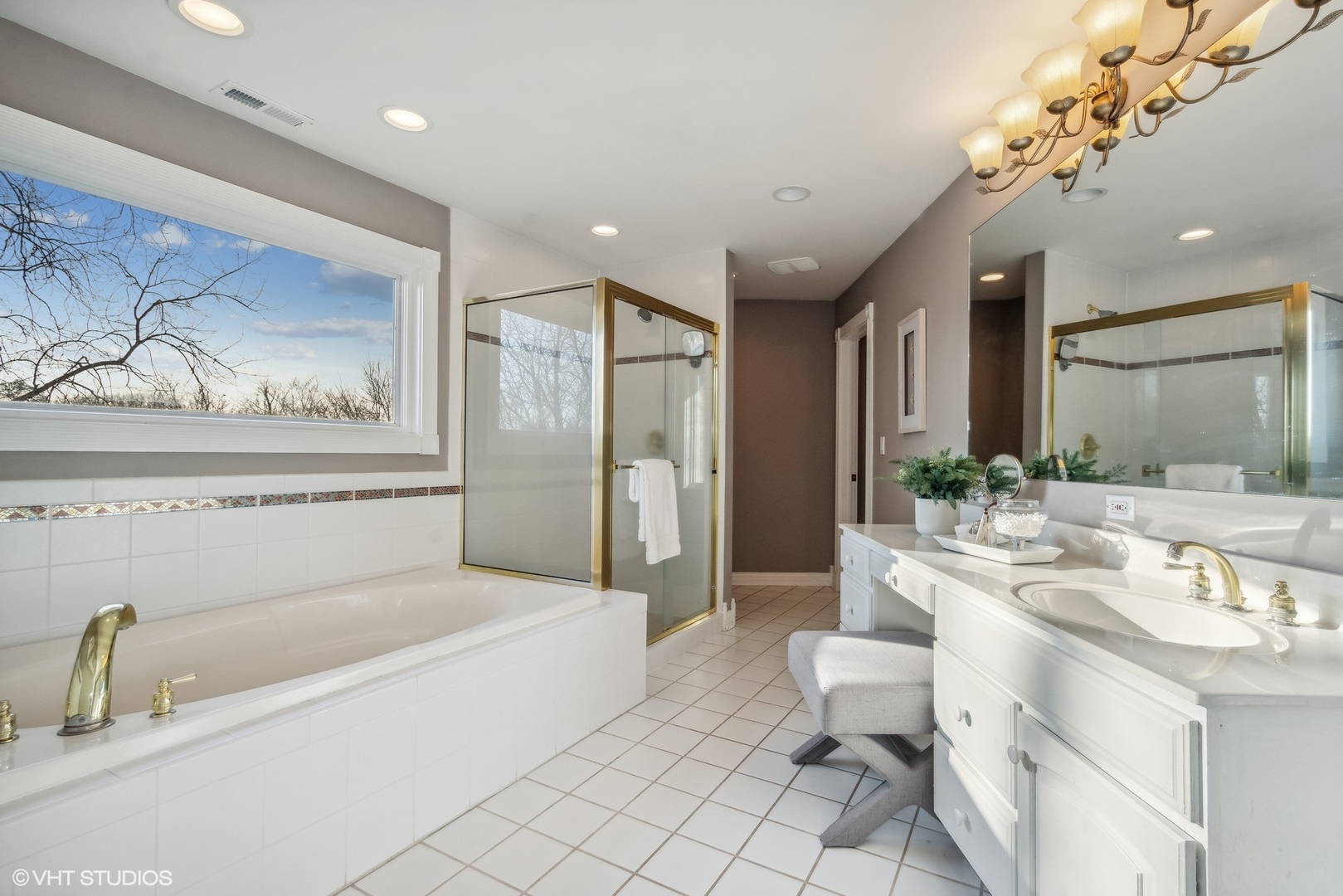 26132 N Greenbriar Court