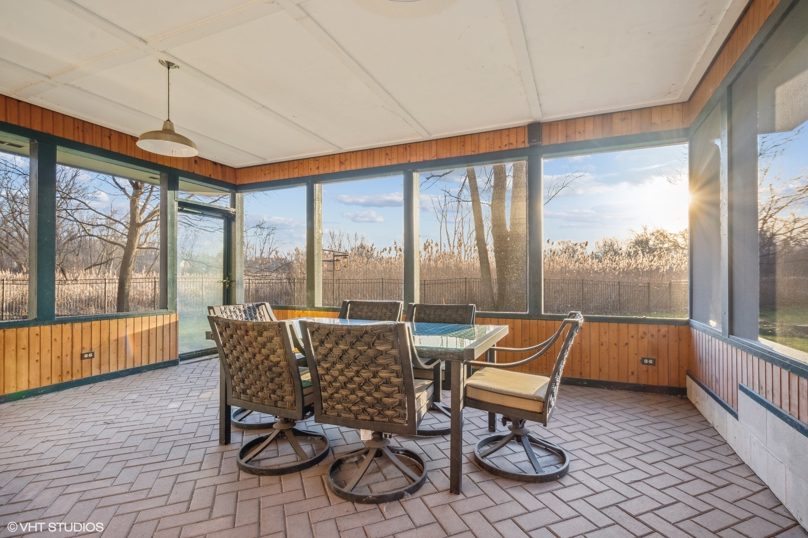 26132 N Greenbriar Court