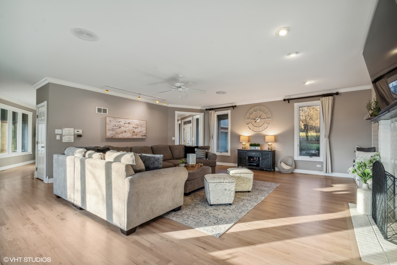 26132 N Greenbriar Court