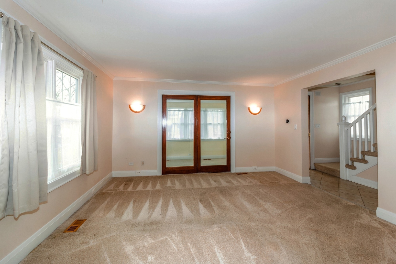 2637 Crawford Avenue