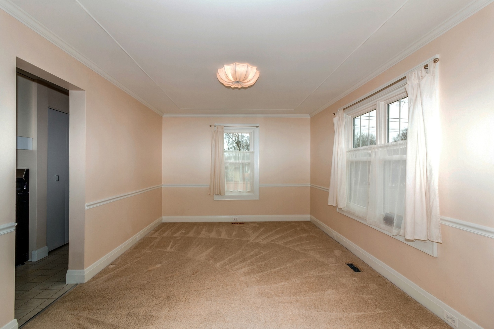 2637 Crawford Avenue