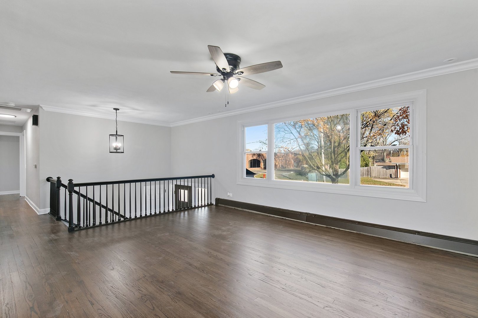 462 N Plum Grove Road