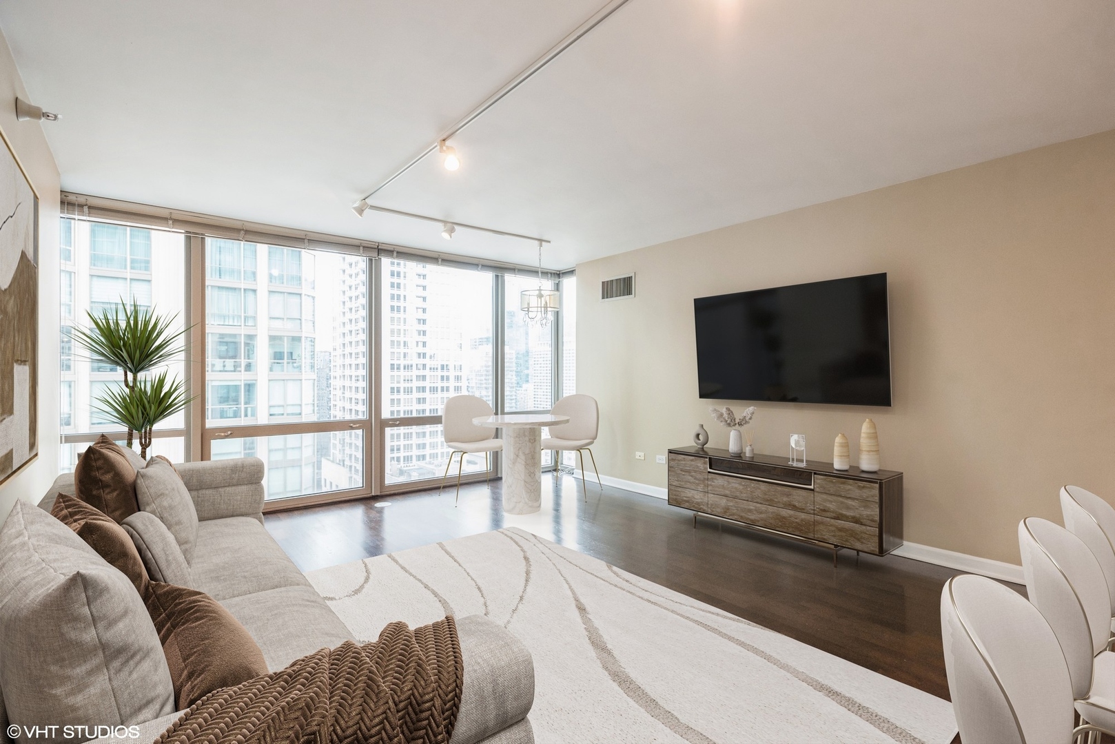 2 E Erie Street Unit: 2314