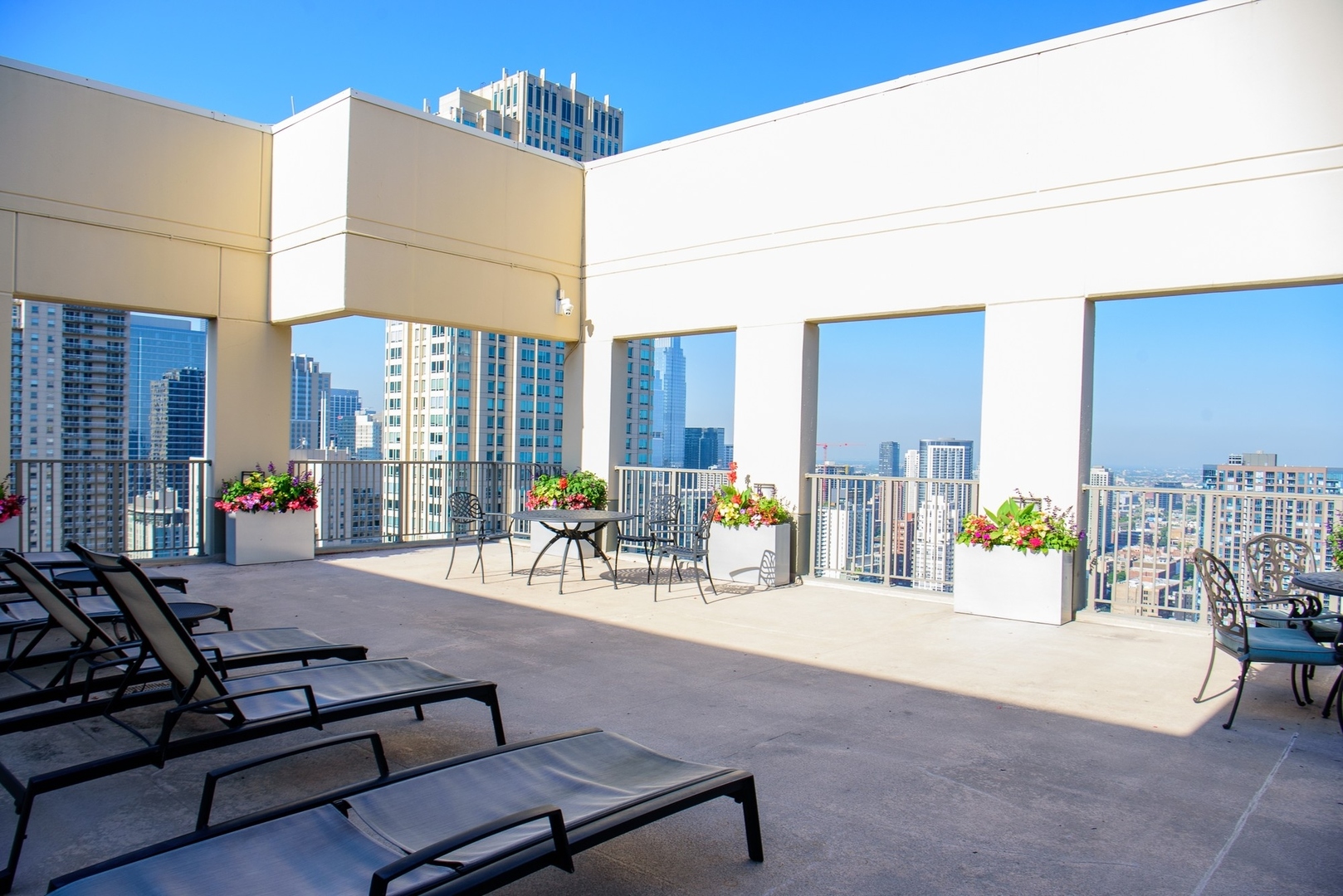 2 E Erie Street Unit: 2314