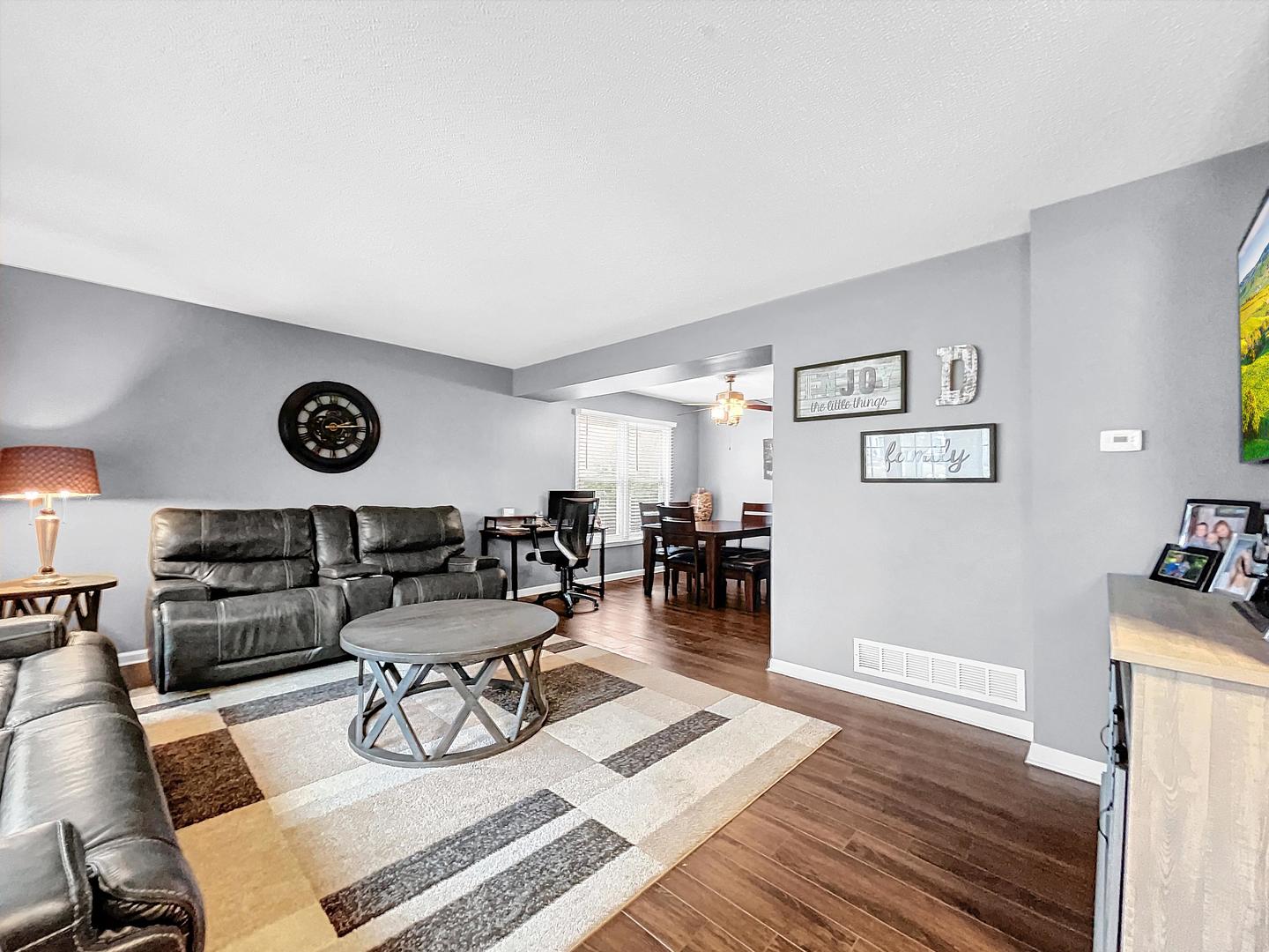 821 Candlewood Trail