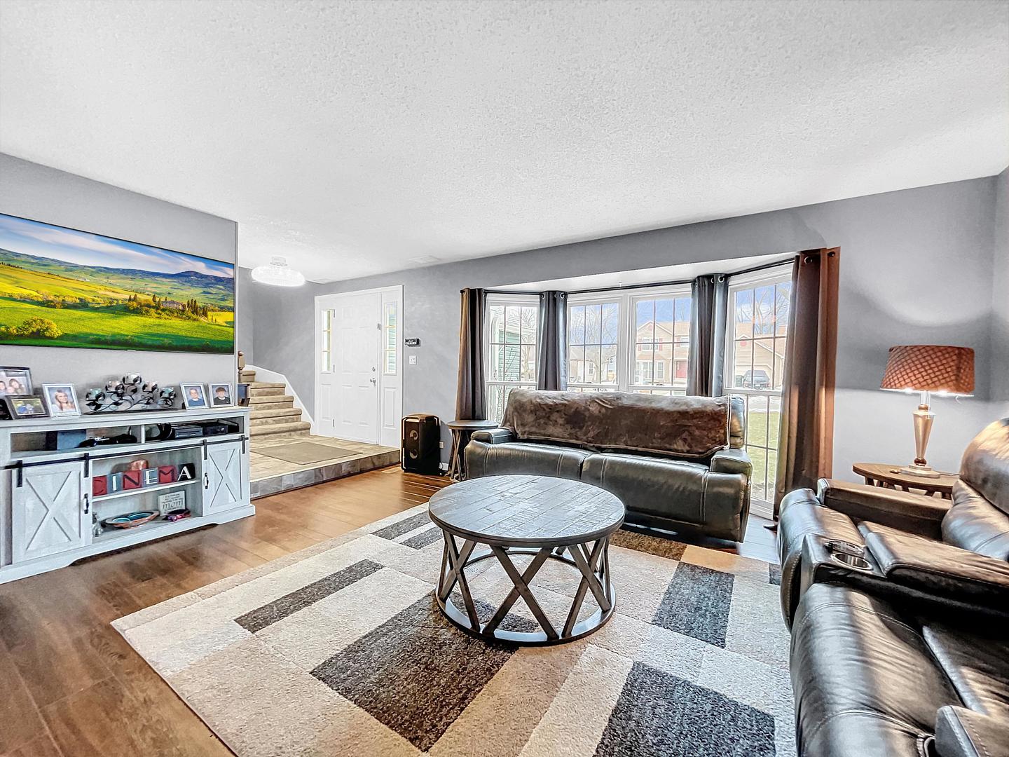 821 Candlewood Trail