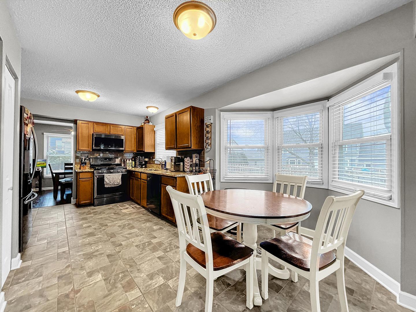 821 Candlewood Trail