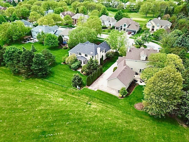 1129 Chadwick Court